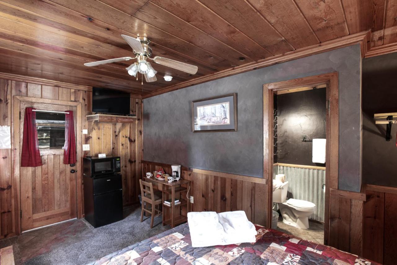 רואידוסו Apache Village 7, Queen Bed, Midtown, Sleeps 2 מראה חיצוני תמונה